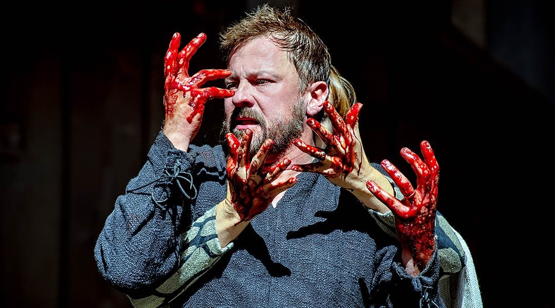 Dust Your Long-Forgotten Shakespeare With This Thrilling Double Bill Of Epic Proportions | MEGAMAN