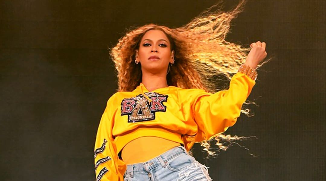 MEGA | Watch Beyoncé's Coachella 2018 Performance And More In 'Homecoming: A Film By Beyoncé' | Netflix