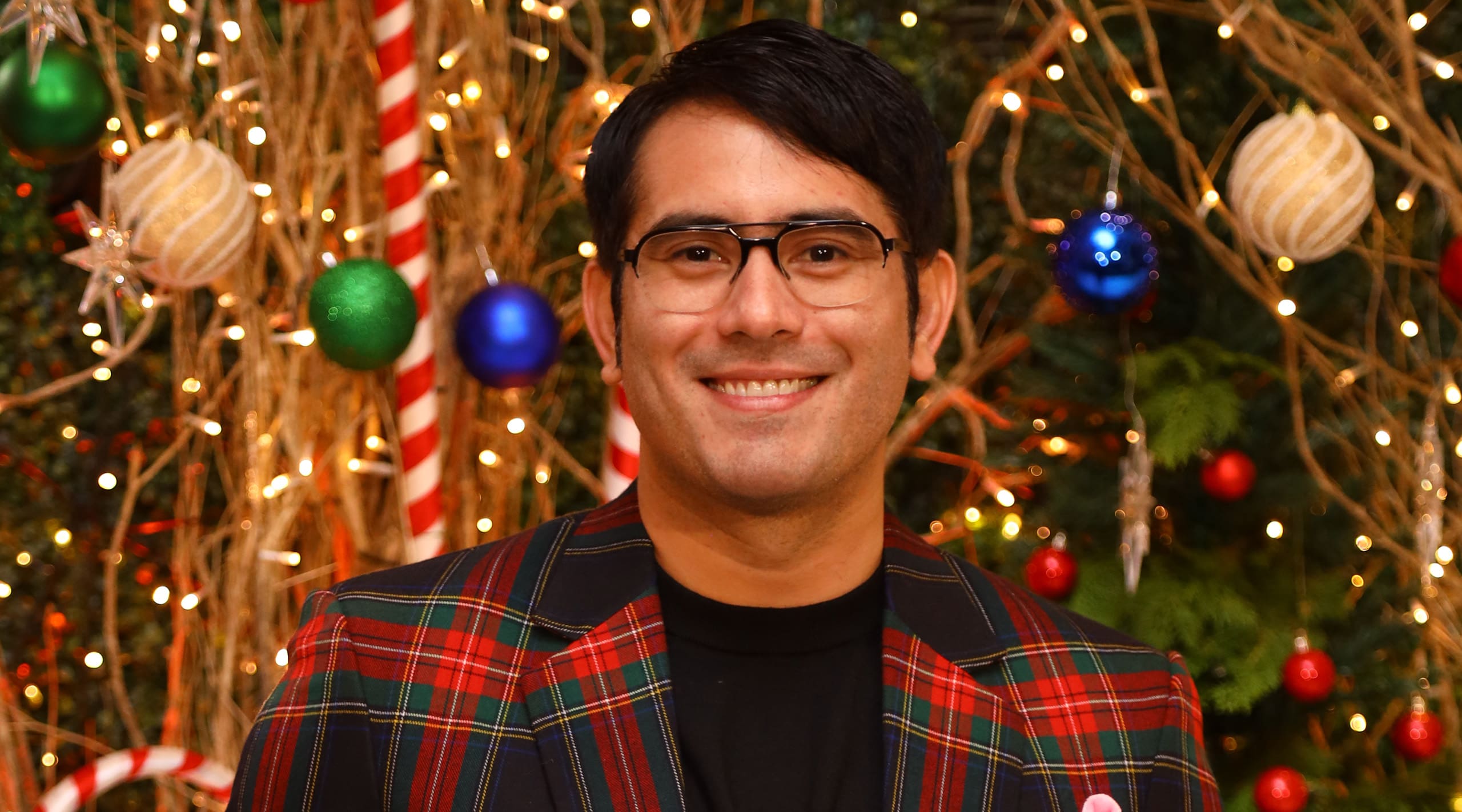 MEGA Man suit styles Star Magical Christmas Gerald Anderson