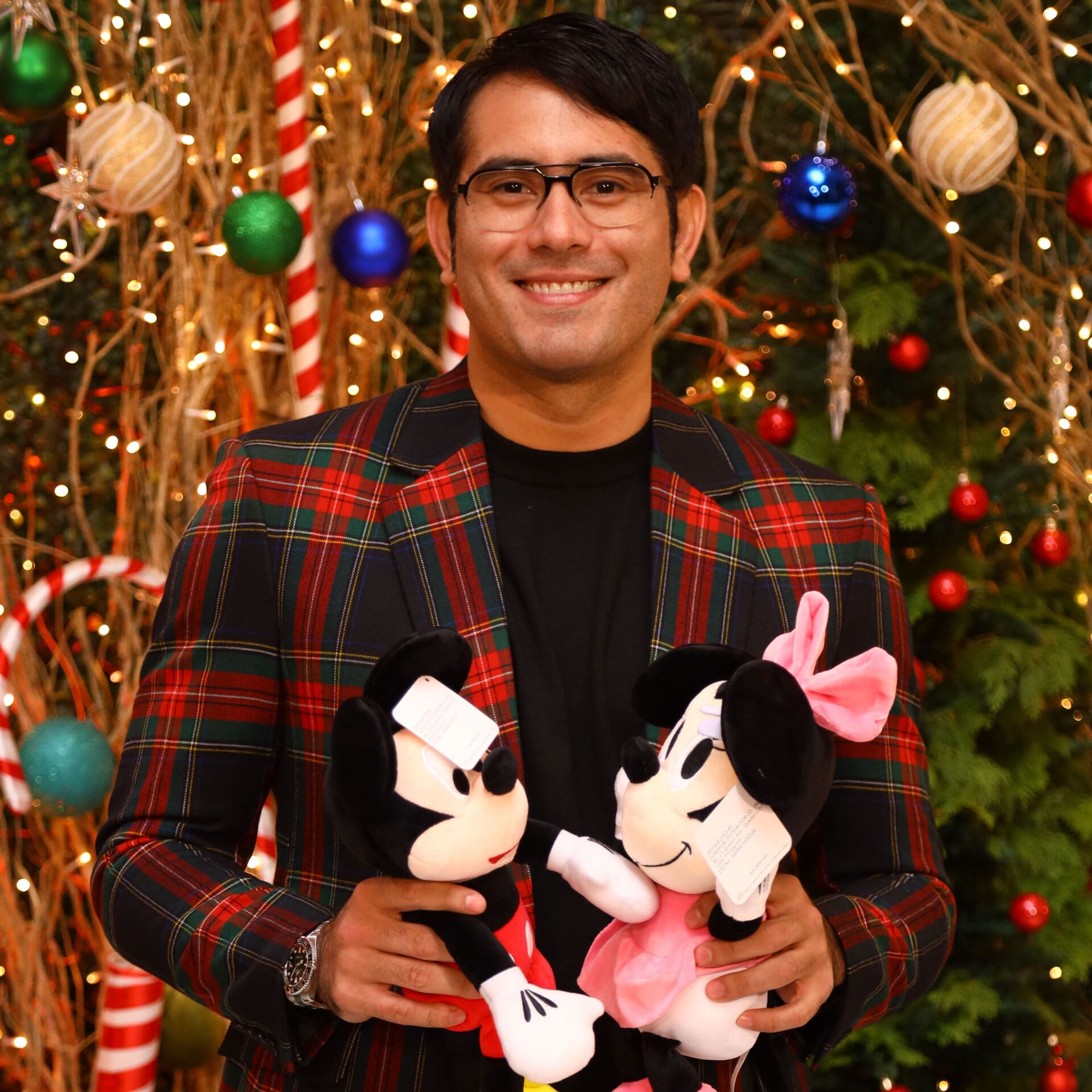 MEGA Man suit styles Star Magical Christmas Gerald Anderson