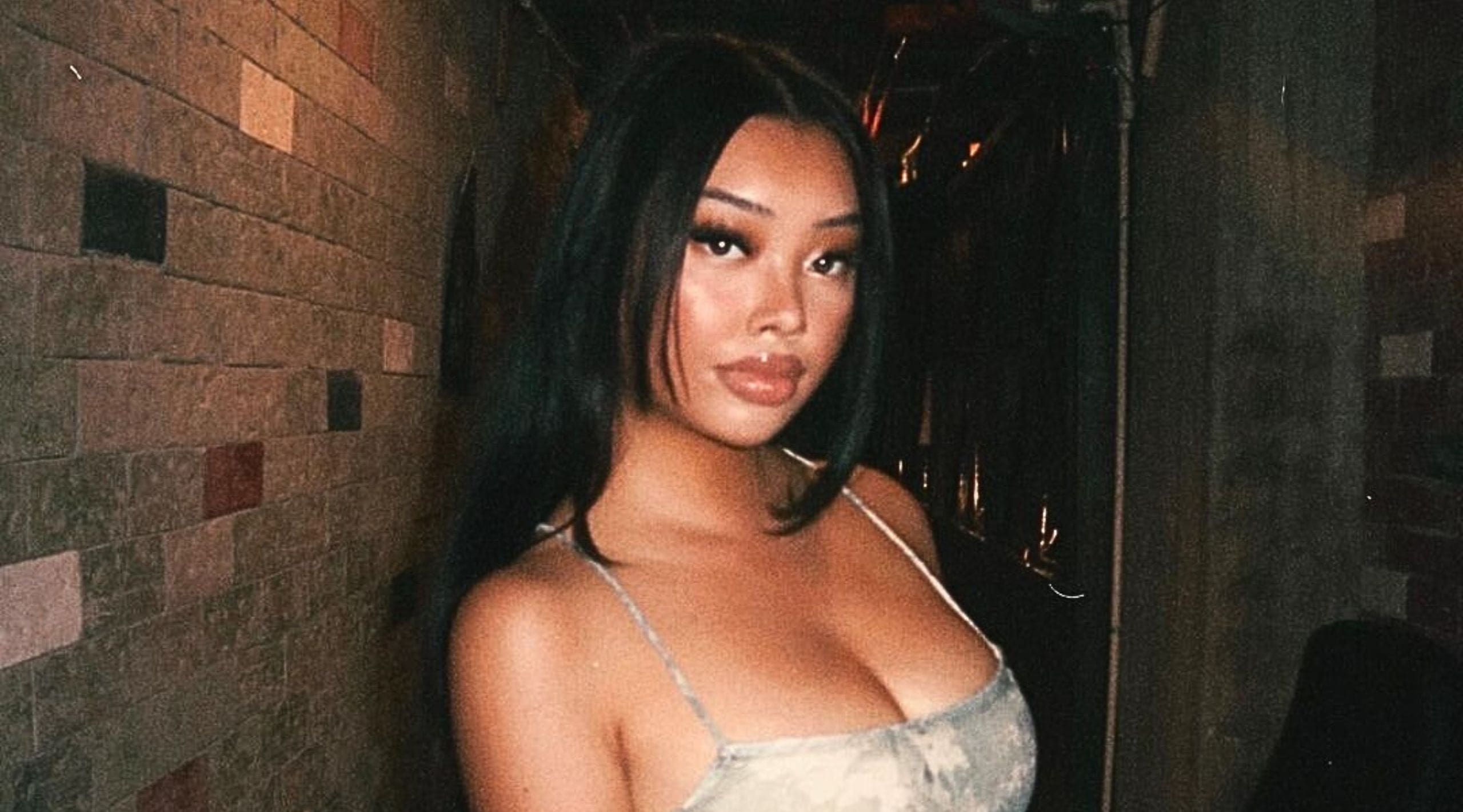 Recreate Denise Julia’s Sultry Y2K Style
