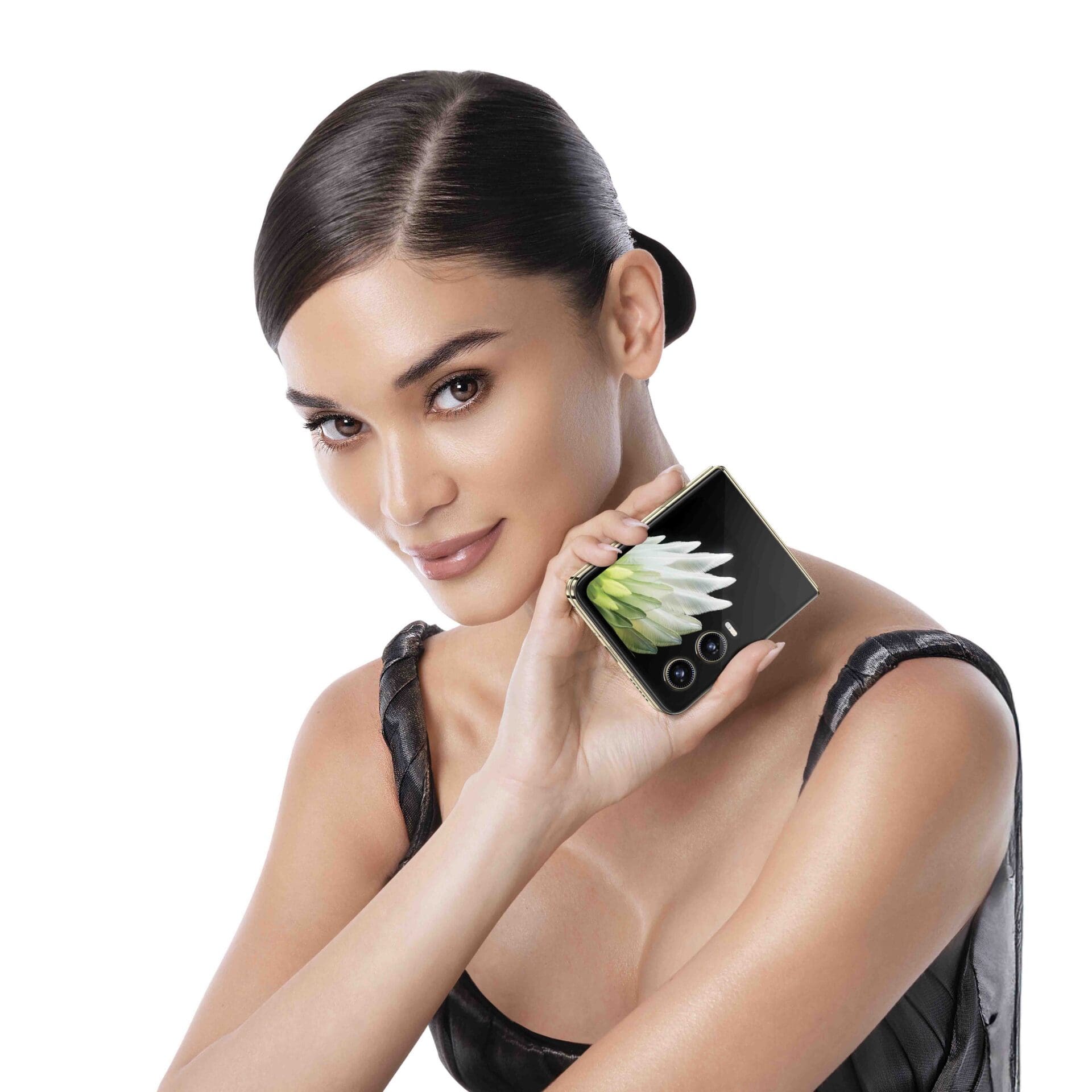 Pia Wurtzbach with the new TECNO Phantom V Flip 2G Phone