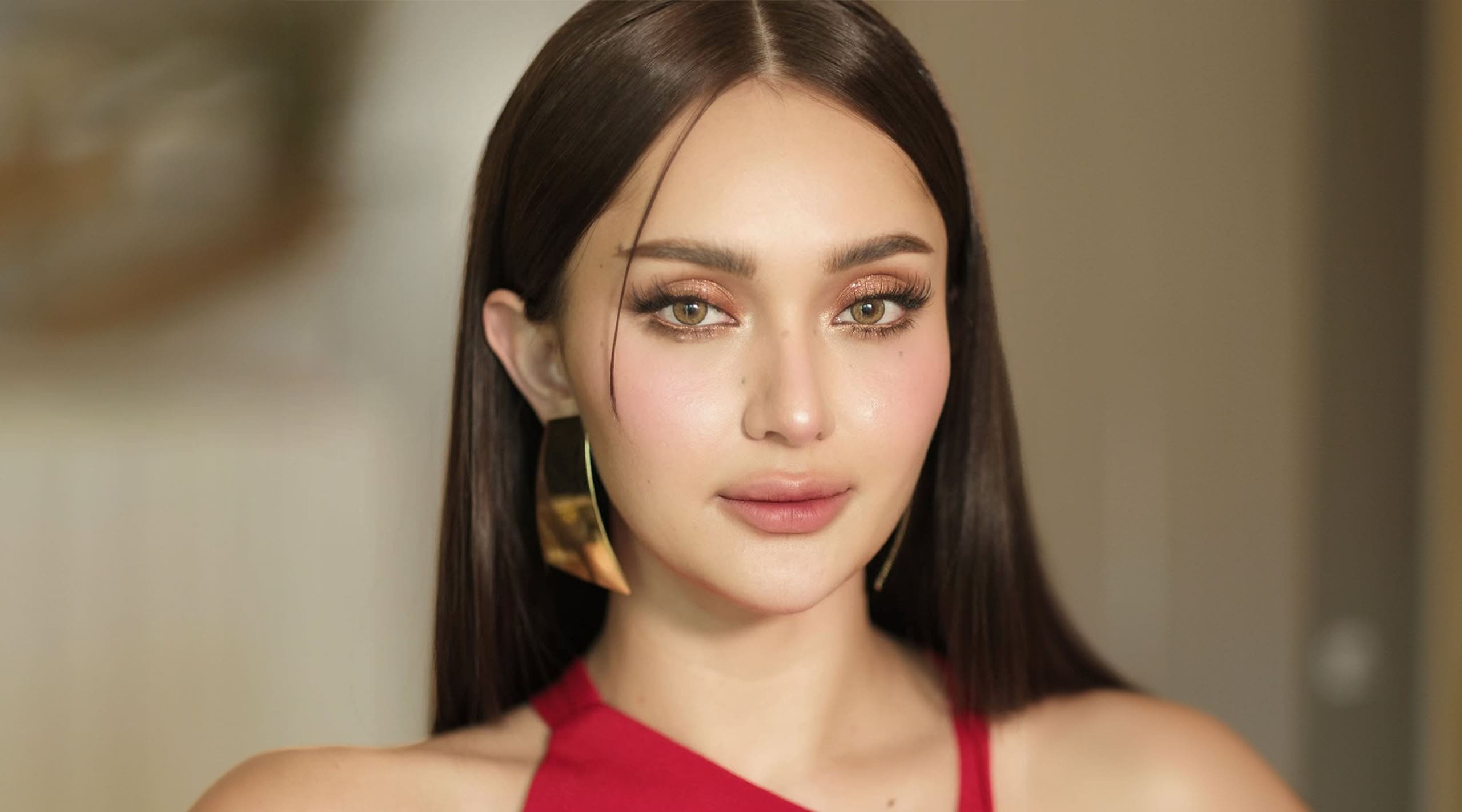 Could Ahtisa Manalo’s Delicate Glam Finally Win Her the Crown?