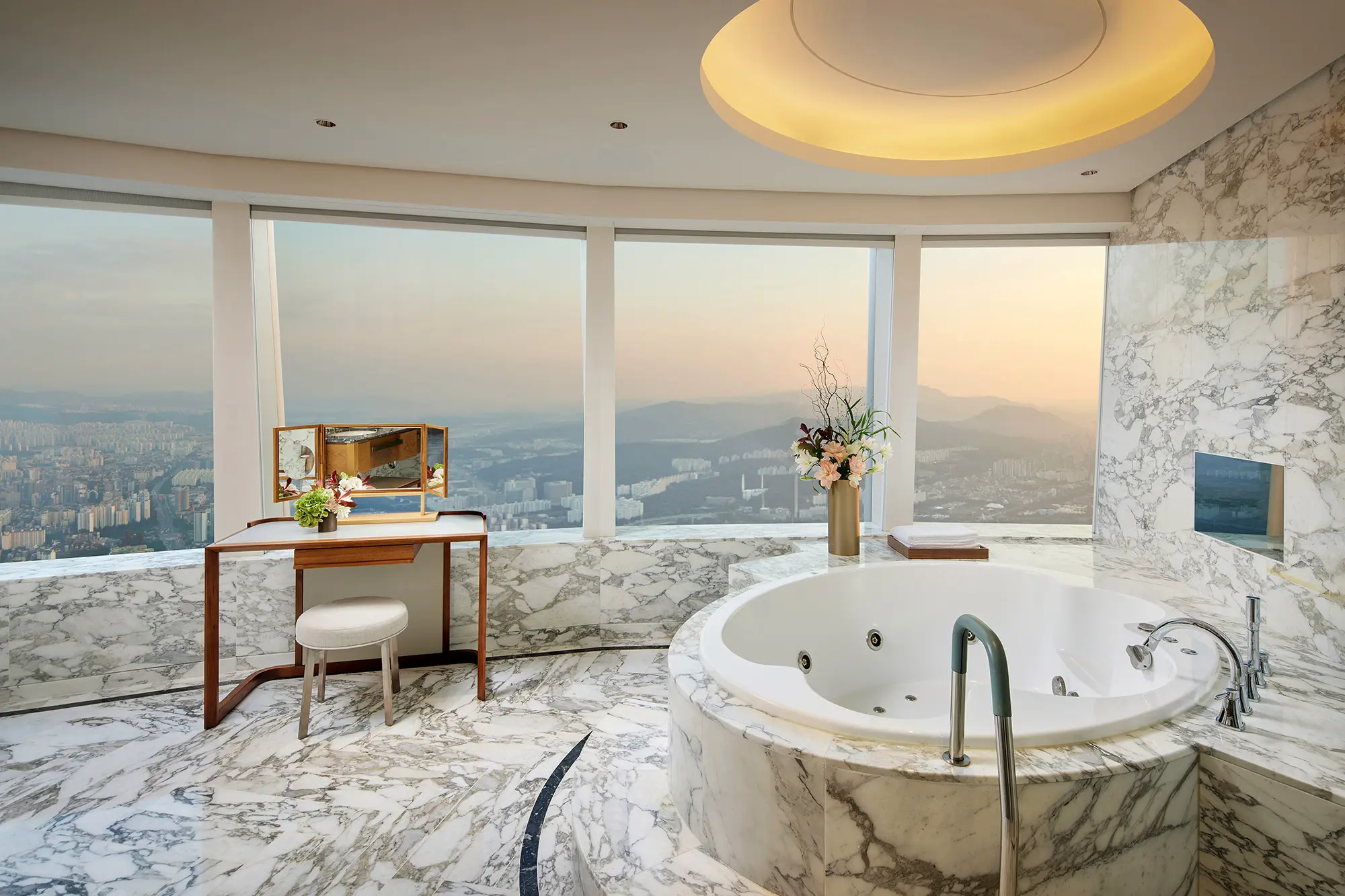 Royal Suite Bathroom