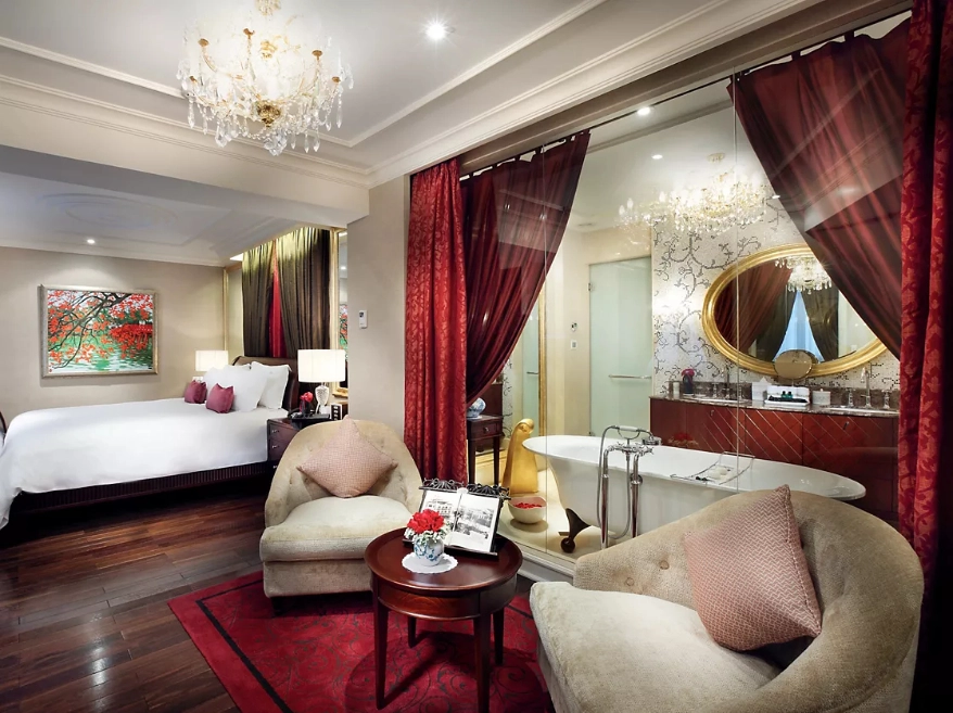 Grand Prestige Suite